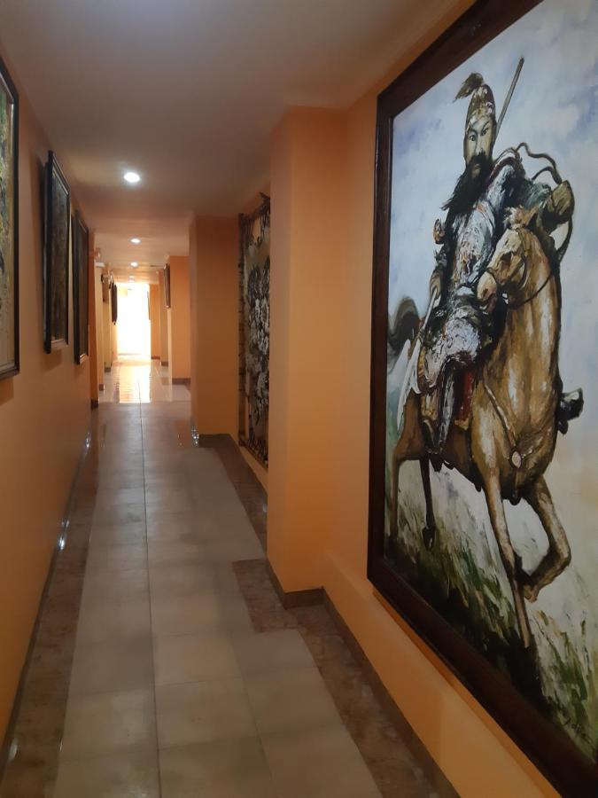 Hotel Zaitun Selaparang Ломбок Экстерьер фото