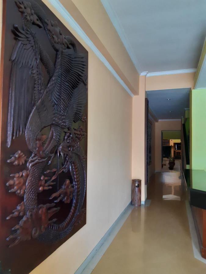 Hotel Zaitun Selaparang Ломбок Экстерьер фото