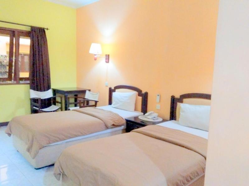Hotel Zaitun Selaparang Ломбок Экстерьер фото