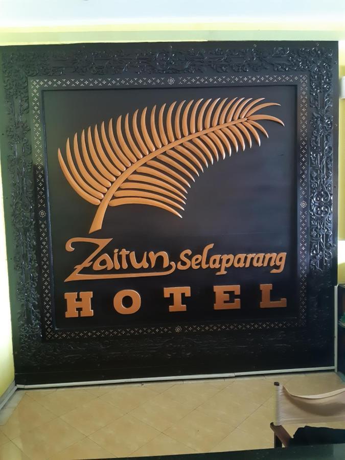 Hotel Zaitun Selaparang Ломбок Экстерьер фото